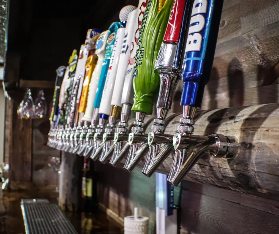 Side view of 19 beers on tap